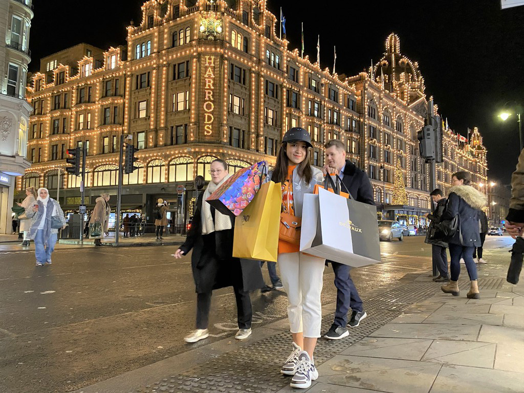 Order hàng nước ngoài kiếm vài chục triệu mùa Black Friday - Ảnh 2. Order hàng nước ngoài kiếm vài chục triệu mùa Black Friday - Ảnh 2.