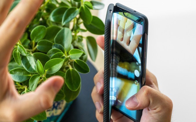 co-nen-mua-samsung-galaxy-fold-chinh-hang-voi-gia-hon-50-trieu-dong-2 co-nen-mua-samsung-galaxy-fold-chinh-hang-voi-gia-hon-50-trieu-dong-2