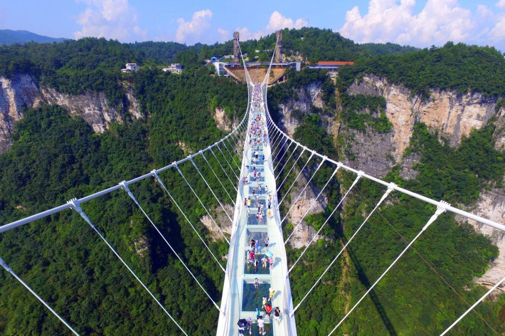 Ngoài cầu kính, Trương Gia Giới có gì để du khách khám phá - Ảnh 2.