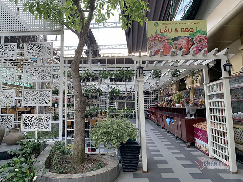 'Tổ hợp ăn chơi' Tràm Chim vi phạm xây dựng ở vùng ven Sài Gòn - Ảnh 3. 'Tổ hợp ăn chơi' Tràm Chim vi phạm xây dựng ở vùng ven Sài Gòn - Ảnh 3.