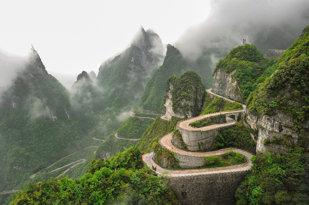 Ngoài cầu kính, Trương Gia Giới có gì để du khách khám phá - Ảnh 3.
