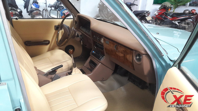Ô tô Toyota đời 1978 cực hiếm bán giá 220 triệu tại Việt Nam - Ảnh 4. Ô tô Toyota đời 1978 cực hiếm bán giá 220 triệu tại Việt Nam - Ảnh 4.