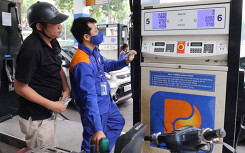 Giá xăng tiếp tục tăng từ chiều nay, 30/11