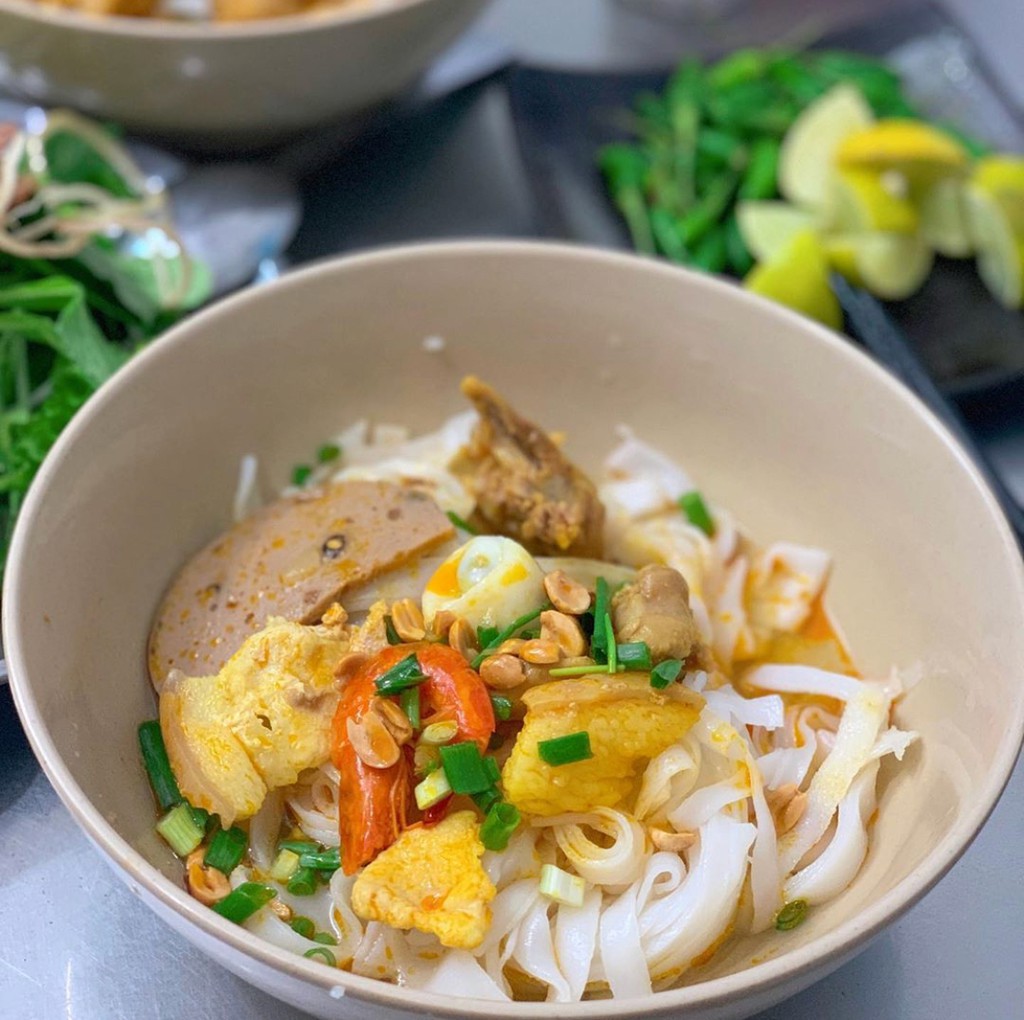 Thuong thuc mi Quang tai 5 dia diem o TP.HCM hinh anh 12 
