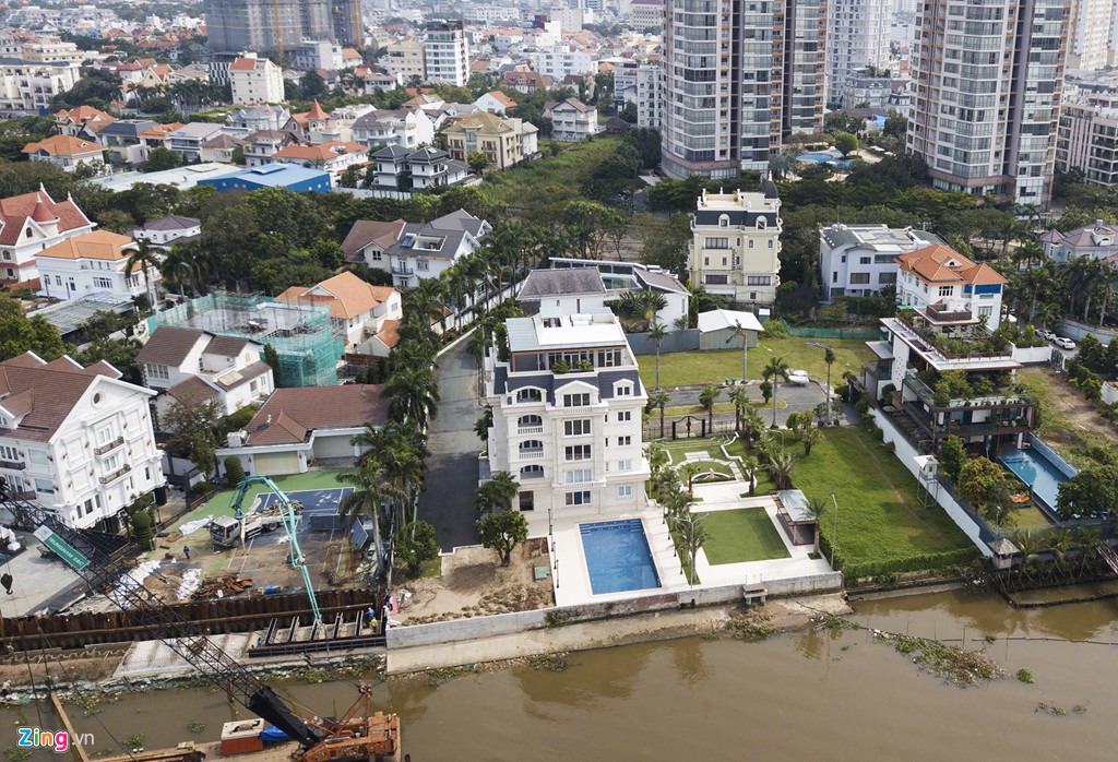Biệt thự ở Thảo Điền bịt kín lối ra bờ sông Sài Gòn - Ảnh 13. Biệt thự ở Thảo Điền bịt kín lối ra bờ sông Sài Gòn - Ảnh 13.