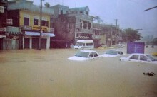 Mưa ở miền Trung có lặp lại chu kì lũ lụt lịch sử năm 1999?