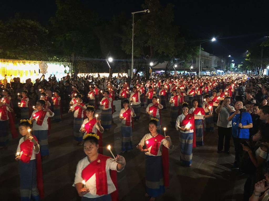 Dem huyen ao trong le hoi den troi hut khach o Thai Lan hinh anh 22 