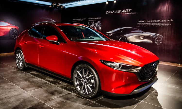 Mazda3-1-7632-1572861318