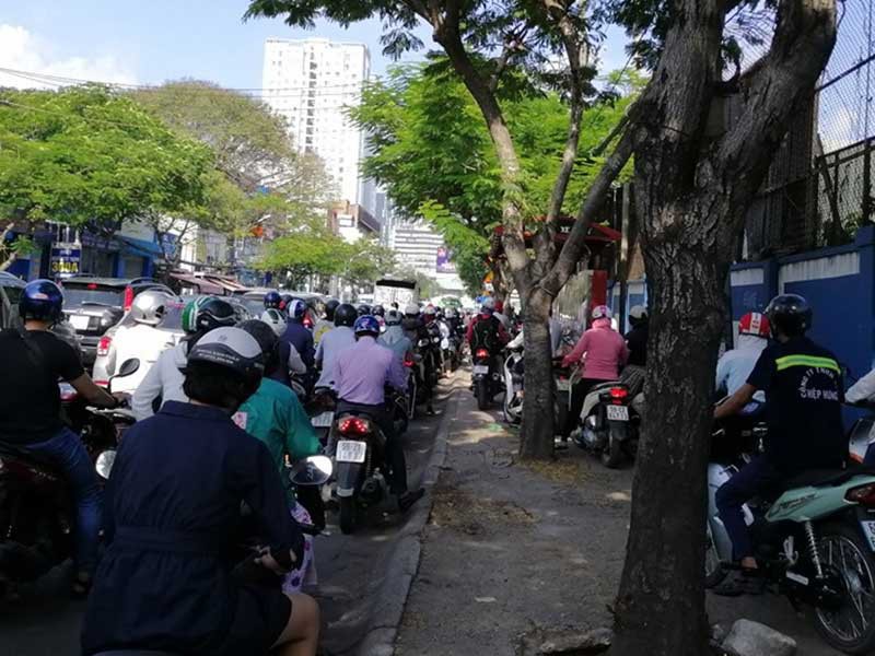TP HCM quyết giải bài toán kẹt xe các khu vực quá tải - Ảnh 3. TP HCM quyết giải bài toán kẹt xe các khu vực quá tải - Ảnh 3.