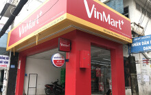 Đi cửa hàng tiện lợi Vinmart+ mua vé số, khách tại TP HCM trúng độc đắc gần 26 tỉ đồng