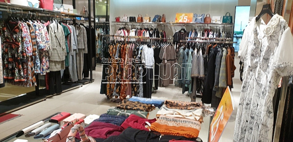 Điều tra độc quyền Bài 1: Thâm nhập công xưởng thời trang SEVEN.AM tại Hà Nội - Ảnh 1. Điều tra độc quyền Bài 1: Thâm nhập công xưởng thời trang SEVEN.AM tại Hà Nội - Ảnh 1.