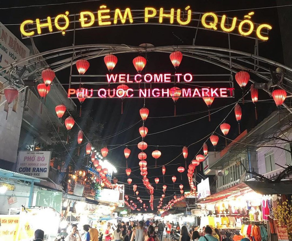 Đến Phú Quốc thử ngay 6 địa chỉ hải sản tươi ngon, giá tốt - Ảnh 1. Đến Phú Quốc thử ngay 6 địa chỉ hải sản tươi ngon, giá tốt - Ảnh 1.