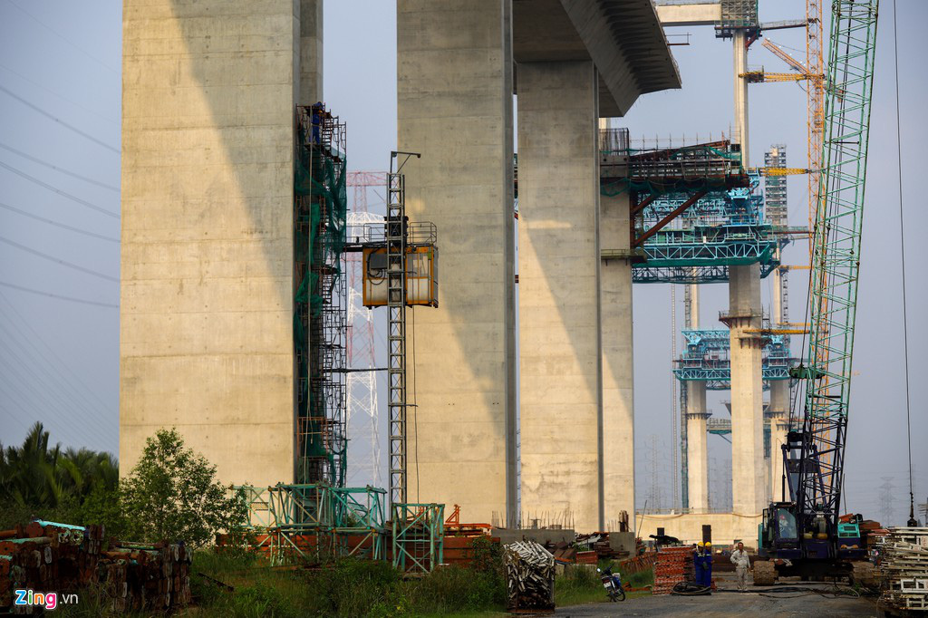Hai cầu dây văng ở TP HCM có độ tĩnh không cao nhất Việt Nam - Ảnh 7. Hai cầu dây văng ở TP HCM có độ tĩnh không cao nhất Việt Nam - Ảnh 7.