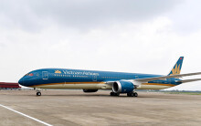Vietnam Airlines đem siêu máy bay hiện đại nhất thế giới đón 2 đội bóng đá nam nữ vô địch SEA Games về nước
