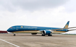 Vietnam Airlines đem siêu máy bay hiện đại nhất thế giới đón 2 đội bóng đá nam nữ vô địch SEA Games về nước