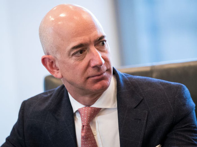 11 sự thật về độ giàu có của ông chủ Amazon - Ảnh 2. 11 sự thật về độ giàu có của ông chủ Amazon - Ảnh 2.