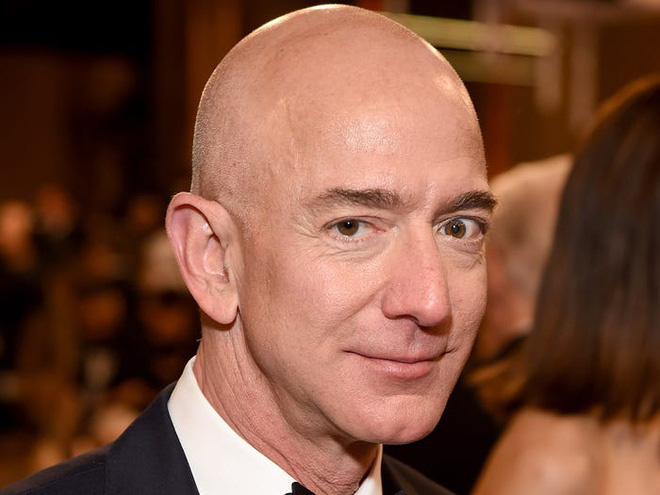 11 sự thật về độ giàu có của ông chủ Amazon - Ảnh 4. 11 sự thật về độ giàu có của ông chủ Amazon - Ảnh 4.