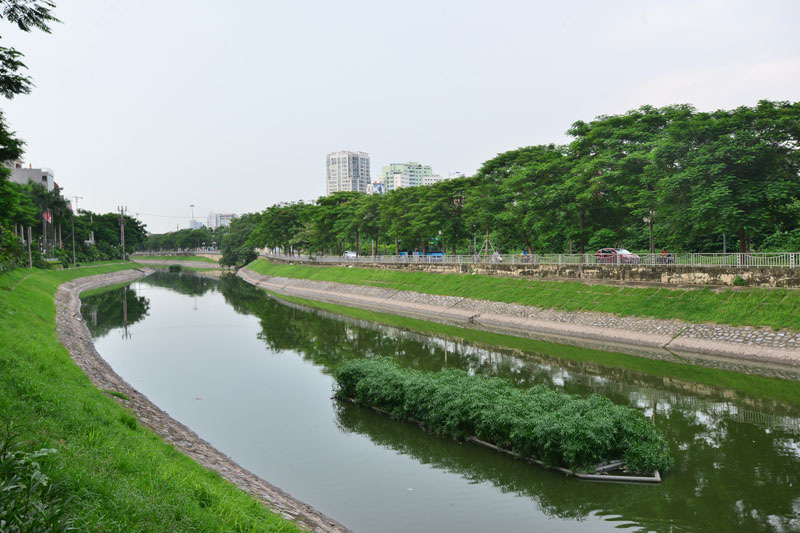 Hồi sinh sông Tô Lịch: Cần những biện pháp dài hơi - Ảnh 1. Hồi sinh sông Tô Lịch: Cần những biện pháp dài hơi - Ảnh 1.