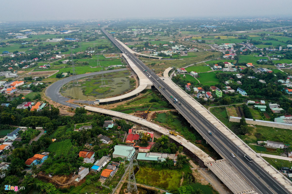 Cao tốc Bến Lức - Long Thành dở dang sau 5 năm thi công - Ảnh 1. Cao tốc Bến Lức - Long Thành dở dang sau 5 năm thi công - Ảnh 1.