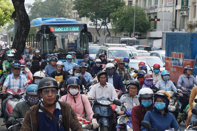 Lập vành đai hạn chế xe vào trung tâm TP HCM sáng chủ nhật (15-12) - Ảnh 1. Lập vành đai hạn chế xe vào trung tâm TP HCM sáng chủ nhật (15-12) - Ảnh 1.