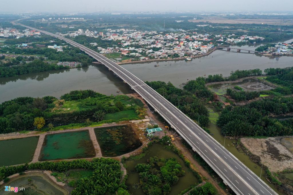 Cao tốc Bến Lức - Long Thành dở dang sau 5 năm thi công - Ảnh 6. Cao tốc Bến Lức - Long Thành dở dang sau 5 năm thi công - Ảnh 6.