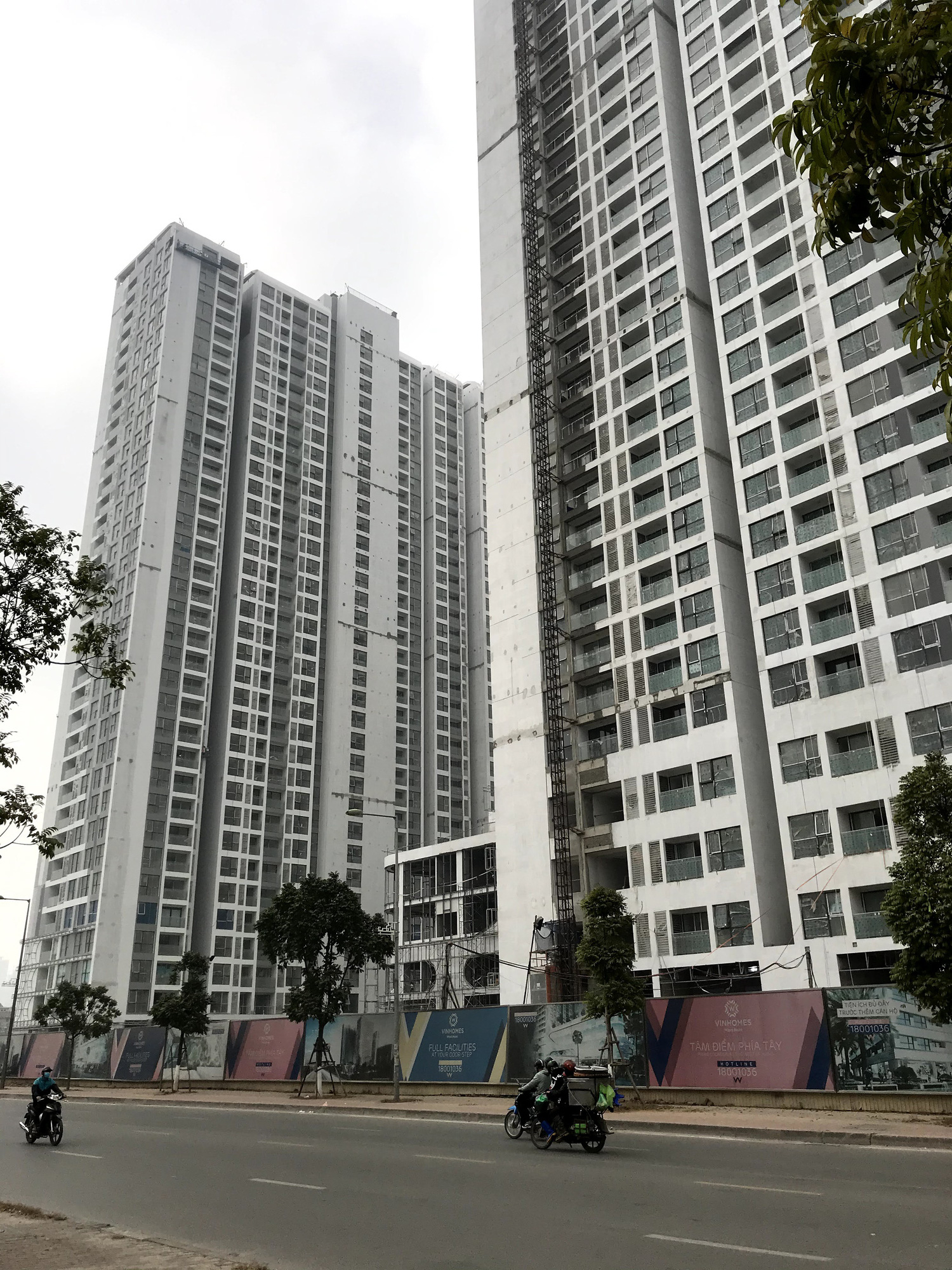 Du-an-dang-mo-ban-o-Ha-Noi-Vinhomes-West-Point-tren-duong-Pham-Hung-du-kien-ban-giao-thang-4-2020-7