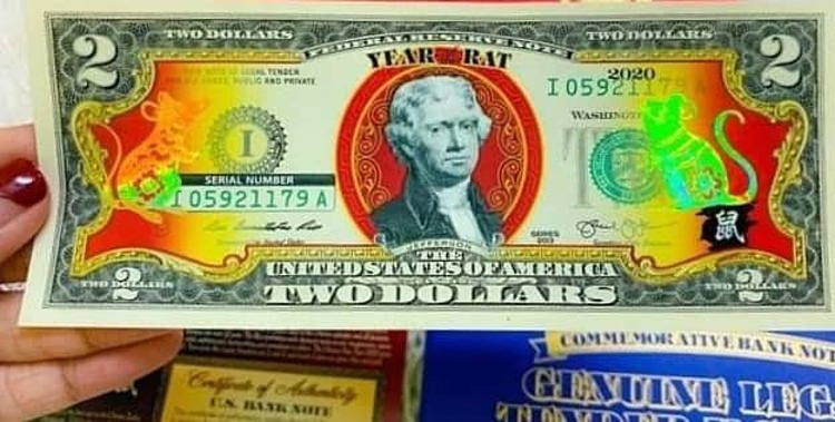 Vài trăm nghìn một tờ 2 USD in hình chuột mạ vàng - Ảnh 1. Vài trăm nghìn một tờ 2 USD in hình chuột mạ vàng - Ảnh 1.