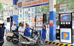 Giá xăng có thể giảm ngày mai
