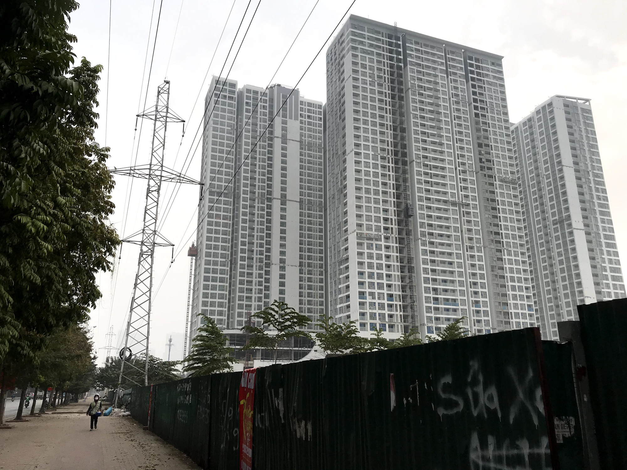 Du-an-dang-mo-ban-o-Ha-Noi-Vinhomes-West-Point-tren-duong-Pham-Hung-du-kien-ban-giao-thang-4-2020-3