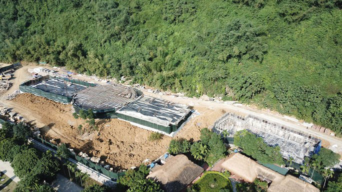 Vụ xâm hại di sản Tràng An: Chủ đầu tư cam kết tháo dỡ phần sai phạm - Ảnh 1. Vụ xâm hại di sản Tràng An: Chủ đầu tư cam kết tháo dỡ phần sai phạm - Ảnh 1.