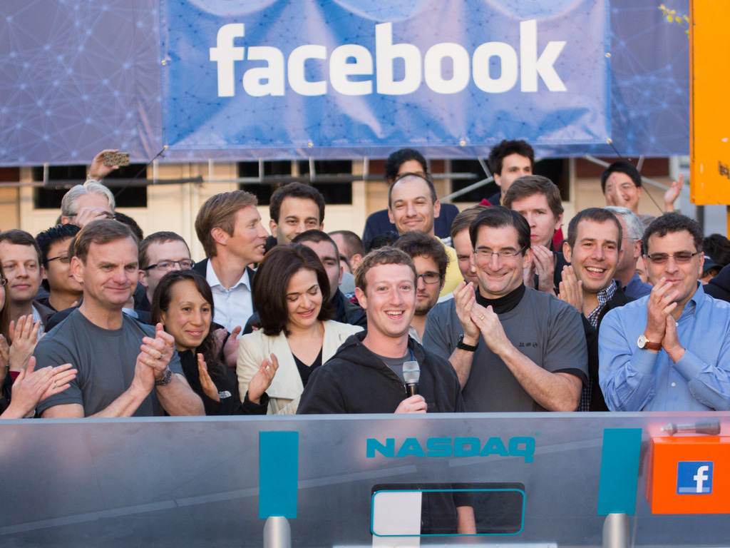 Một thập kỉ ngập trong scandal của Mark Zuckerberg - Ảnh 4. Một thập kỉ ngập trong scandal của Mark Zuckerberg - Ảnh 4.