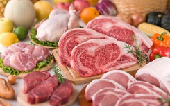 Giá cả thị trường hôm nay 3/12: Big C, VinMart bán thịt gà, cá tươi giá tốt giữa lúc giá heo hơi leo lên lại 77.000 đồng/kg
