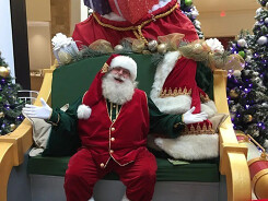 Muôn vẻ 'nghề ông già Noel' ở Mỹ