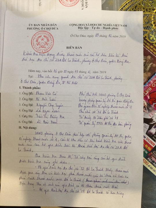 ‘Giải cứu’ khu dân cư ‘ngập’ nước thải bởi công trình sai phạm - Ảnh 1. ‘Giải cứu’ khu dân cư ‘ngập’ nước thải bởi công trình sai phạm - Ảnh 1.