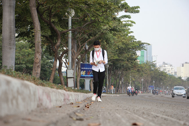 TP HCM: Xịt rửa hàng chục tuyến đường để ứng phó ô nhiễm không khí - Ảnh 3. TP HCM: Xịt rửa hàng chục tuyến đường để ứng phó ô nhiễm không khí - Ảnh 3.