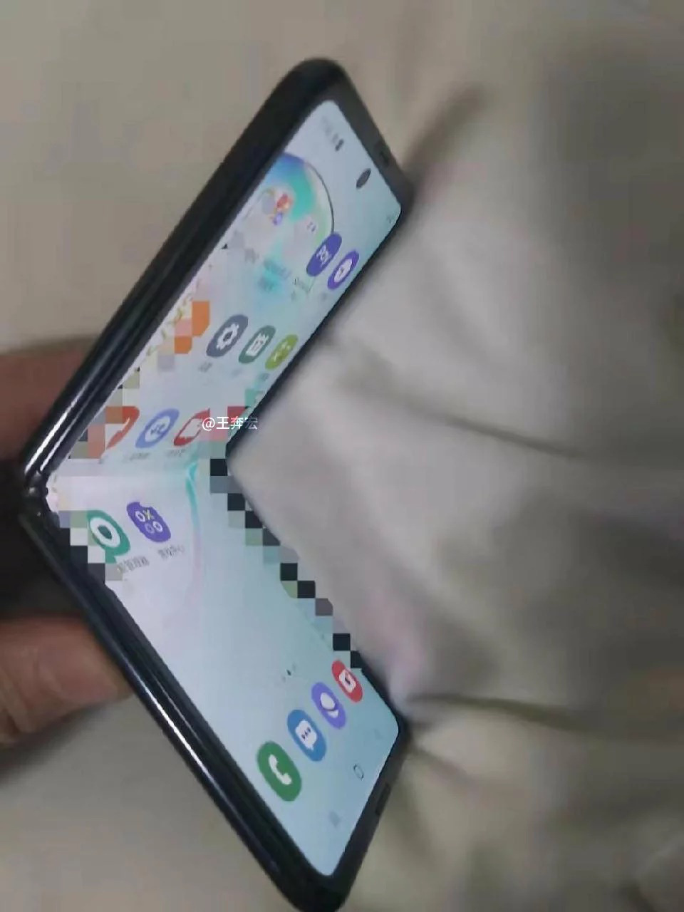 Samsung-galaxy-fold-2-2 Samsung-galaxy-fold-2-2