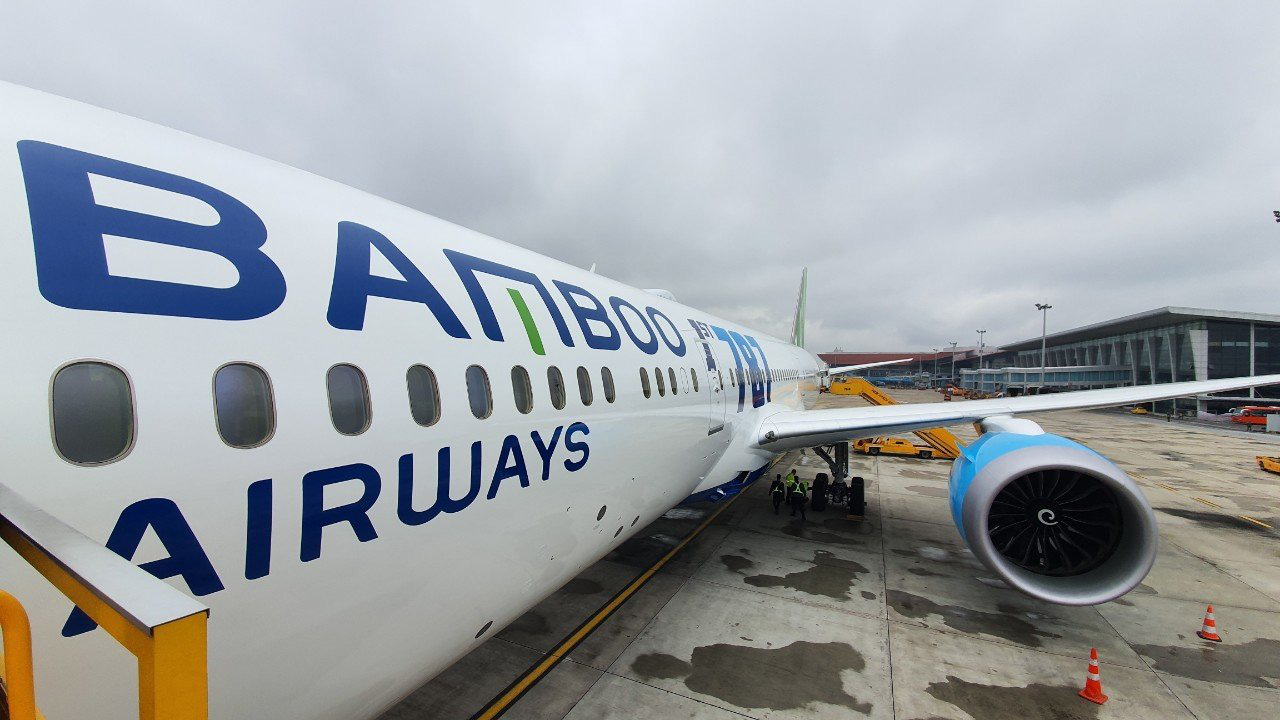 Cận cảnh siêu máy bay thân rộng Boeing 787-9 đầu tiên của Bamboo Airways - Ảnh 1.