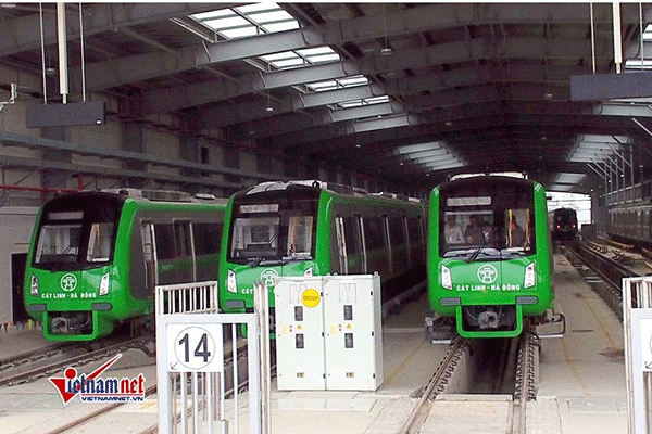 13 đoàn tàu Cát Linh - Hà Đông được cấp chứng nhận đăng kiểm tạm thời để chạy thử - Ảnh 1. 13 đoàn tàu Cát Linh - Hà Đông được cấp chứng nhận đăng kiểm tạm thời để chạy thử - Ảnh 1.