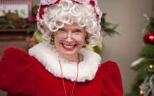 Giấu chổi và những phong tục đón Giáng sinh kì lạ