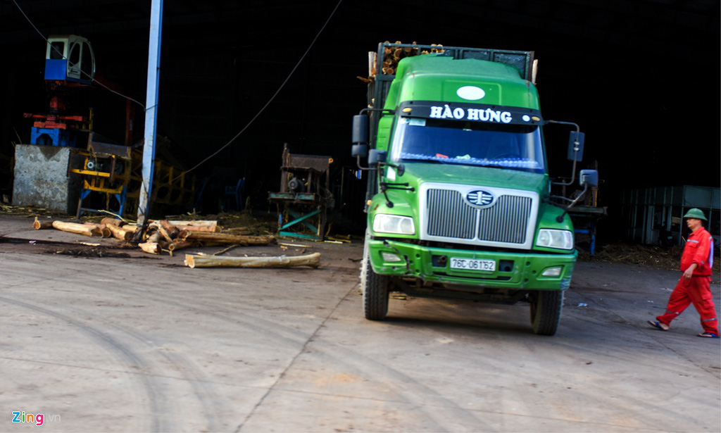 Cận cảnh cảng gỗ dăm khiến nước biển đổi màu cà phê - Ảnh 5. Cận cảnh cảng gỗ dăm khiến nước biển đổi màu cà phê - Ảnh 5.