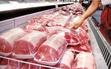 Giá cả thị trường hôm nay 23/12: La Maison tung nhiều thịt heo đông lạnh giá rẻ khi heo hơi cán mốc 100.000 đồng/kg