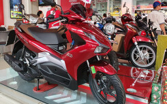 Giá lăn bánh Air Blade 2020 ở TP HCM bị đẩy lên gần 70 triệu