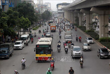 Nâng sức cạnh tranh cho xe buýt