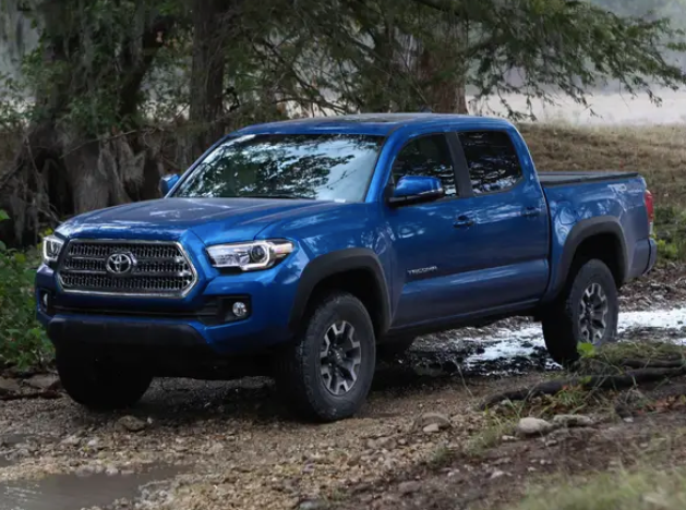 Top 10 ô tô giữ giá nhất sau 5 năm sử dụng: Bất ngờ vị trí của Toyota - Ảnh 3.