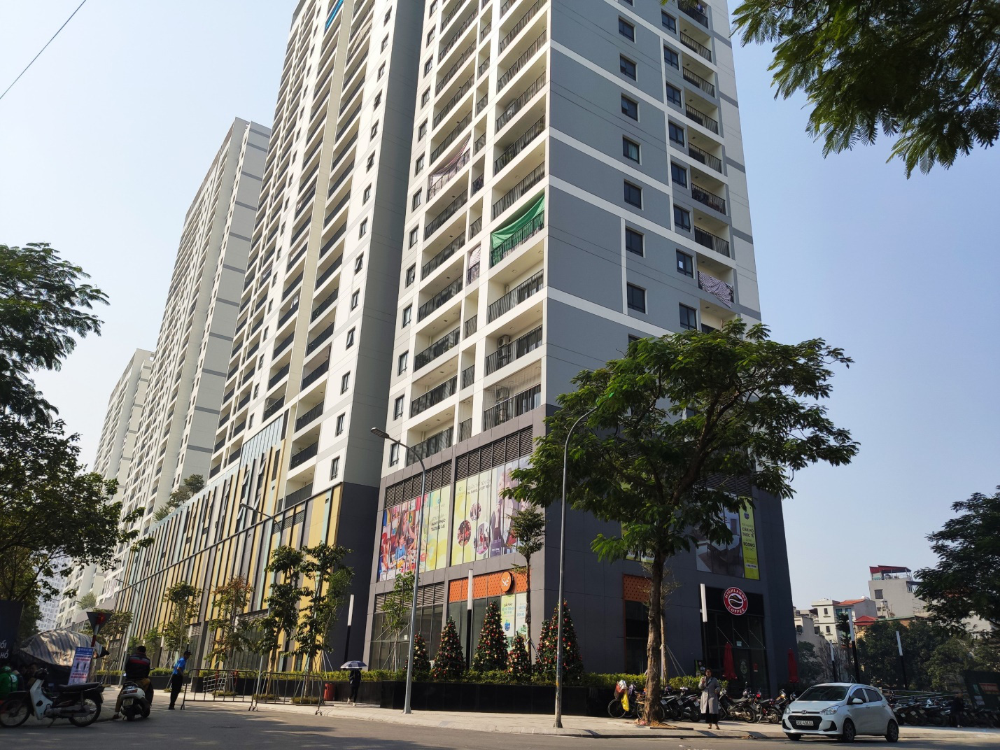 Dự án đang mở bán ở Hà Nội: Chủ đầu tư Kosmo Tây Hồ muốn đẩy bán những căn hộ ‘tồn kho’ sau hơn 3 năm mở bán - Ảnh 2. Dự án đang mở bán ở Hà Nội: Chủ đầu tư Kosmo Tây Hồ muốn đẩy bán những căn hộ ‘tồn kho’ sau hơn 3 năm mở bán - Ảnh 2.