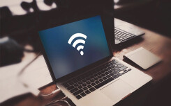 Cách xài WiFi miễn phí an toàn hơn khi sử dụng tại nơi công cộng