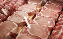 Giá cả thị trường hôm nay 26/12: Giá heo chợ Hóc Môn giảm 2.000 đồng/kg, nhiều siêu thị, cửa hàng giảm giá bán lẻ thịt bò, thịt heo