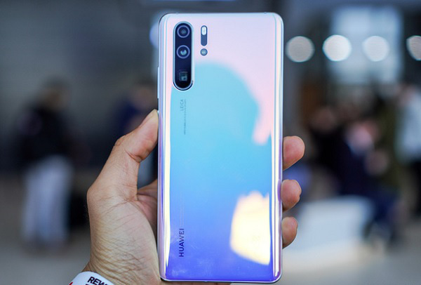 Huawei giảm giá P30 Pro, dọn đường cho điện thoại 5G đầu tiên vào năm 2020. - Ảnh 1. Huawei giảm giá P30 Pro, dọn đường cho điện thoại 5G đầu tiên vào năm 2020. - Ảnh 1.