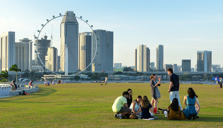 Lí do du lịch Singapore bị phạt 115 triệu đồng khi đến những nơi công cộng - Ảnh 1. Lí do du lịch Singapore bị phạt 115 triệu đồng khi đến những nơi công cộng - Ảnh 1.