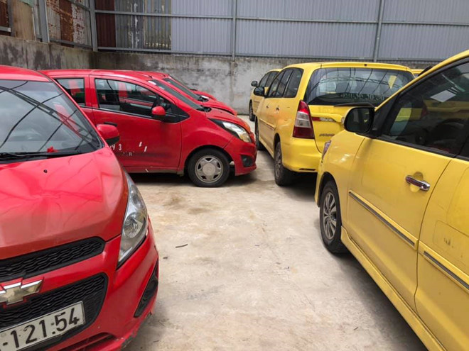Có nên mua xe taxi thanh lí với giá rẻ bèo? - Ảnh 5. Có nên mua xe taxi thanh lí với giá rẻ bèo? - Ảnh 5.